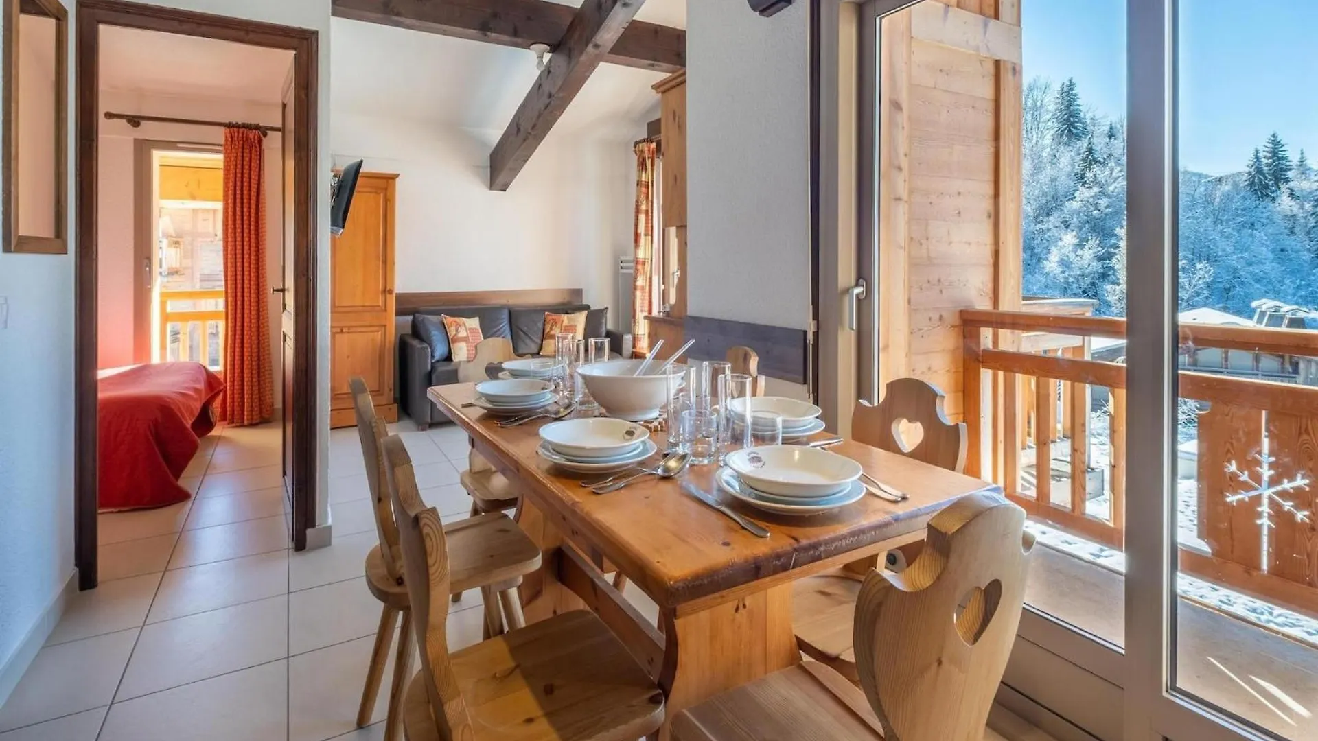 Nice Apartment With Balcony Megeve