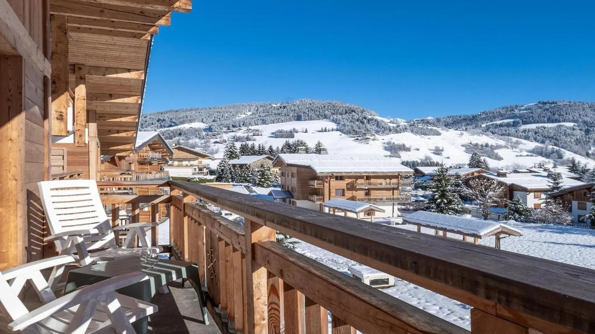 Nice Apartment With Balcony Megeve