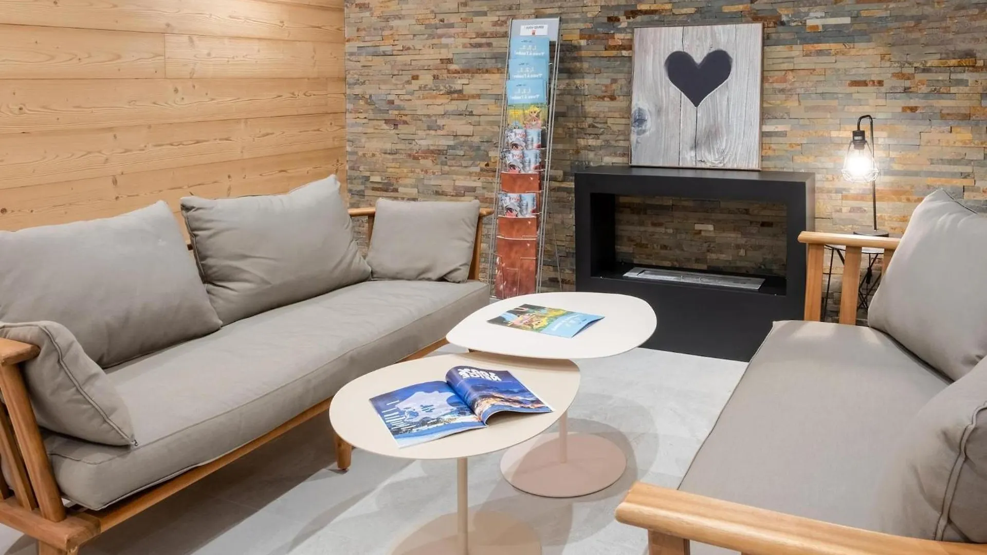 Nice Apartment With Balcony Megeve