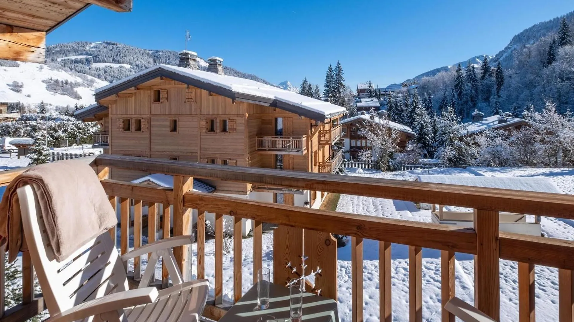 Nice Apartment With Balcony Megeve
